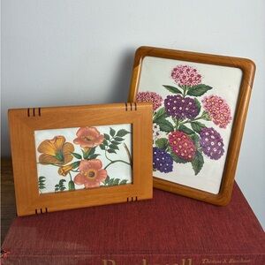 Set of 2 Vintage Wood Frames w/ Botanical Floral Prints